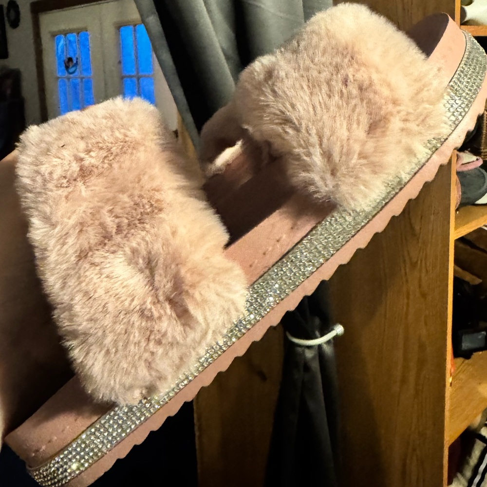 furry rhinestone sandals size 11